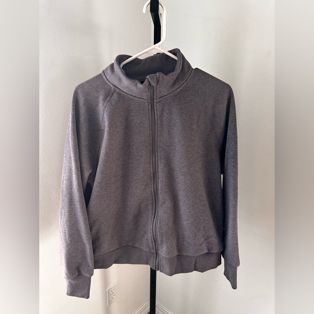 Mondetta size large sweater